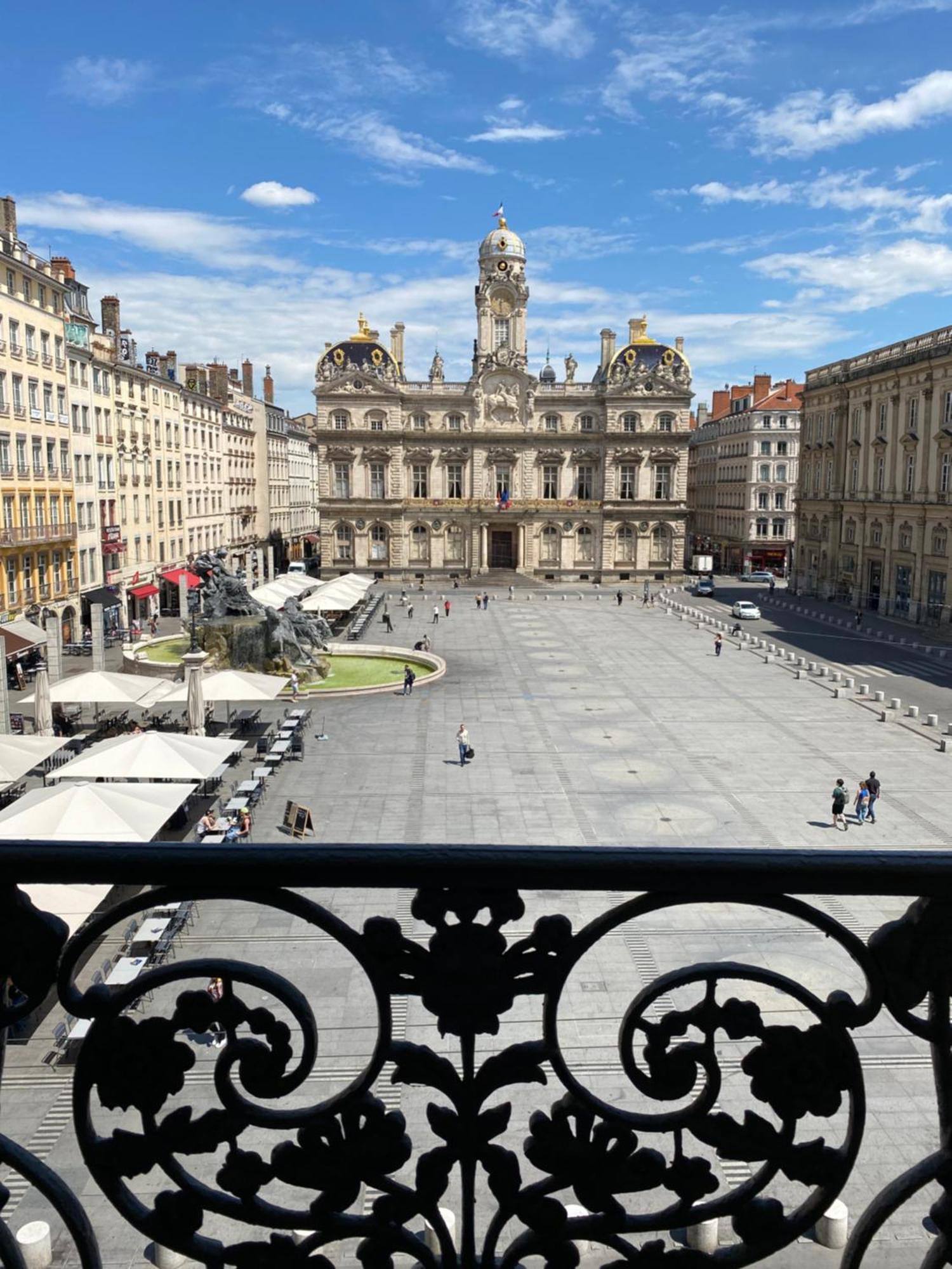 Vue Place Des Terreaux-4 Voyageurs Lyon Exterior foto